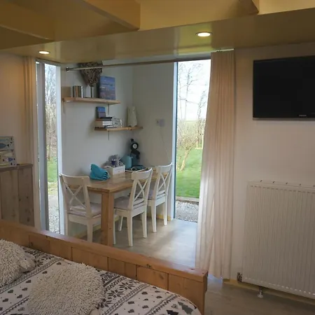 Zuiderkreek Bed and Breakfast 3*